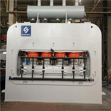 Linie de presare la cald cu ciclu scurt